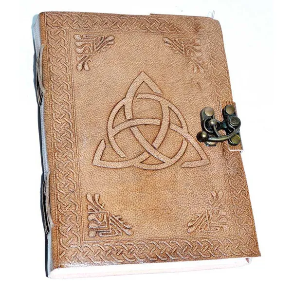 5" x 7" Triquetra leather w/ Latch