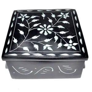 4 1/4" x 4 1/4" Floral soapstone box