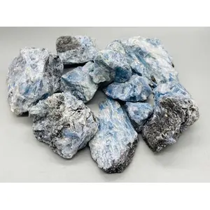 ~3# Flat of Kyanite, Pariba a quality